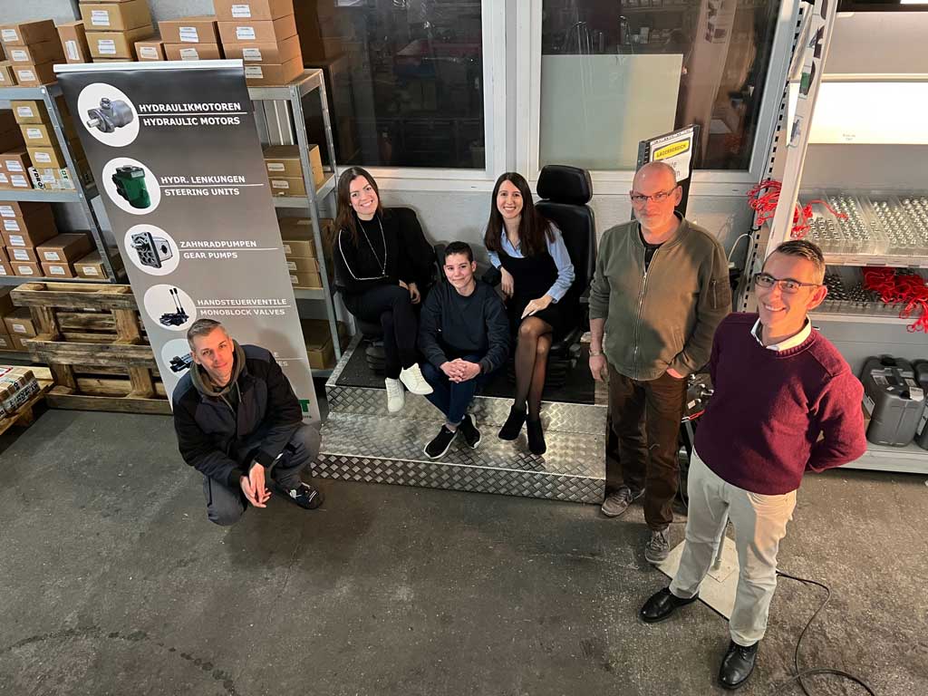 Teambild der Hydromot Mitarbeiter